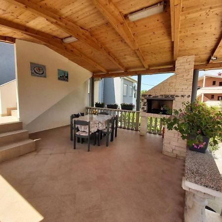 Apartman Ana Штинян Екстер'єр фото