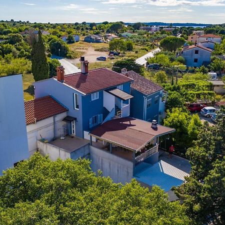 Apartman Ana Штинян Екстер'єр фото