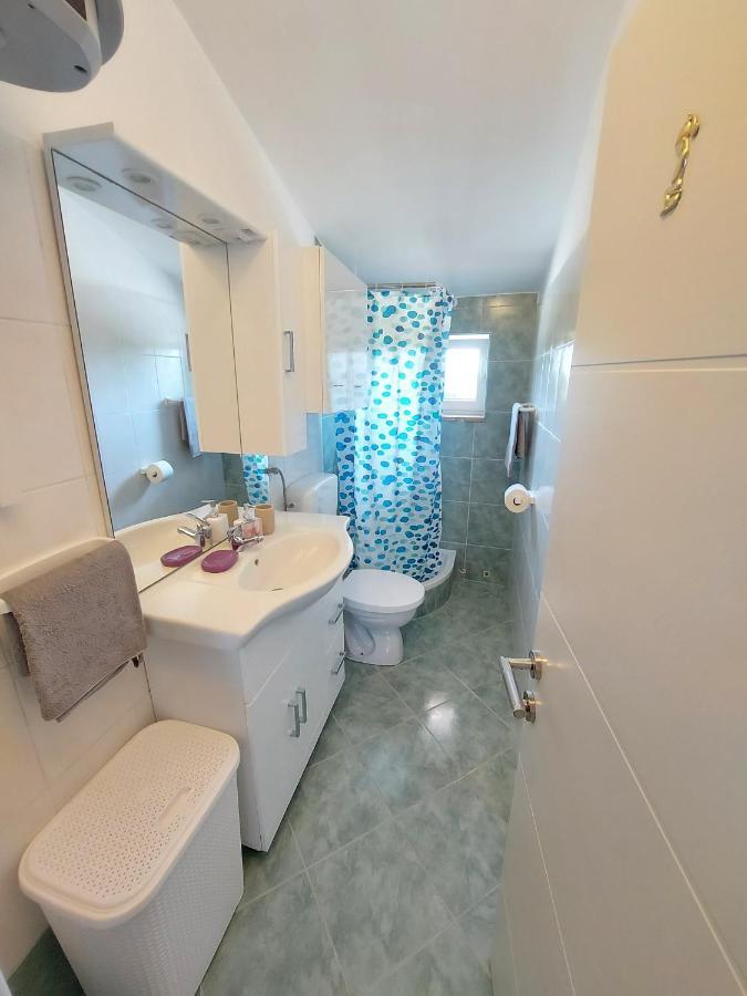 Apartman Ana Штинян Екстер'єр фото